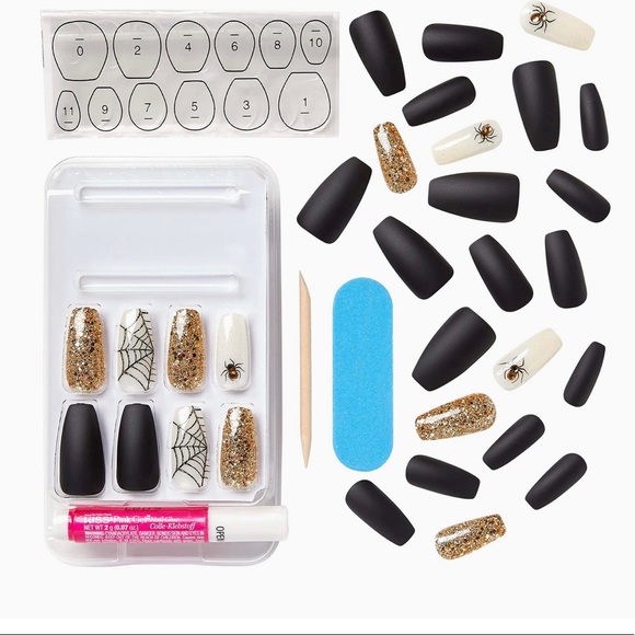 ☀️5/$25 Bundle Deal! KISS Special Edition Halloween Press On Nails - Picture 2 of 4